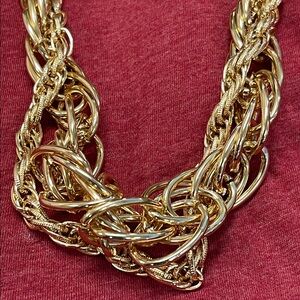 SOLD- Vintage Elegant Gold Chain Necklace